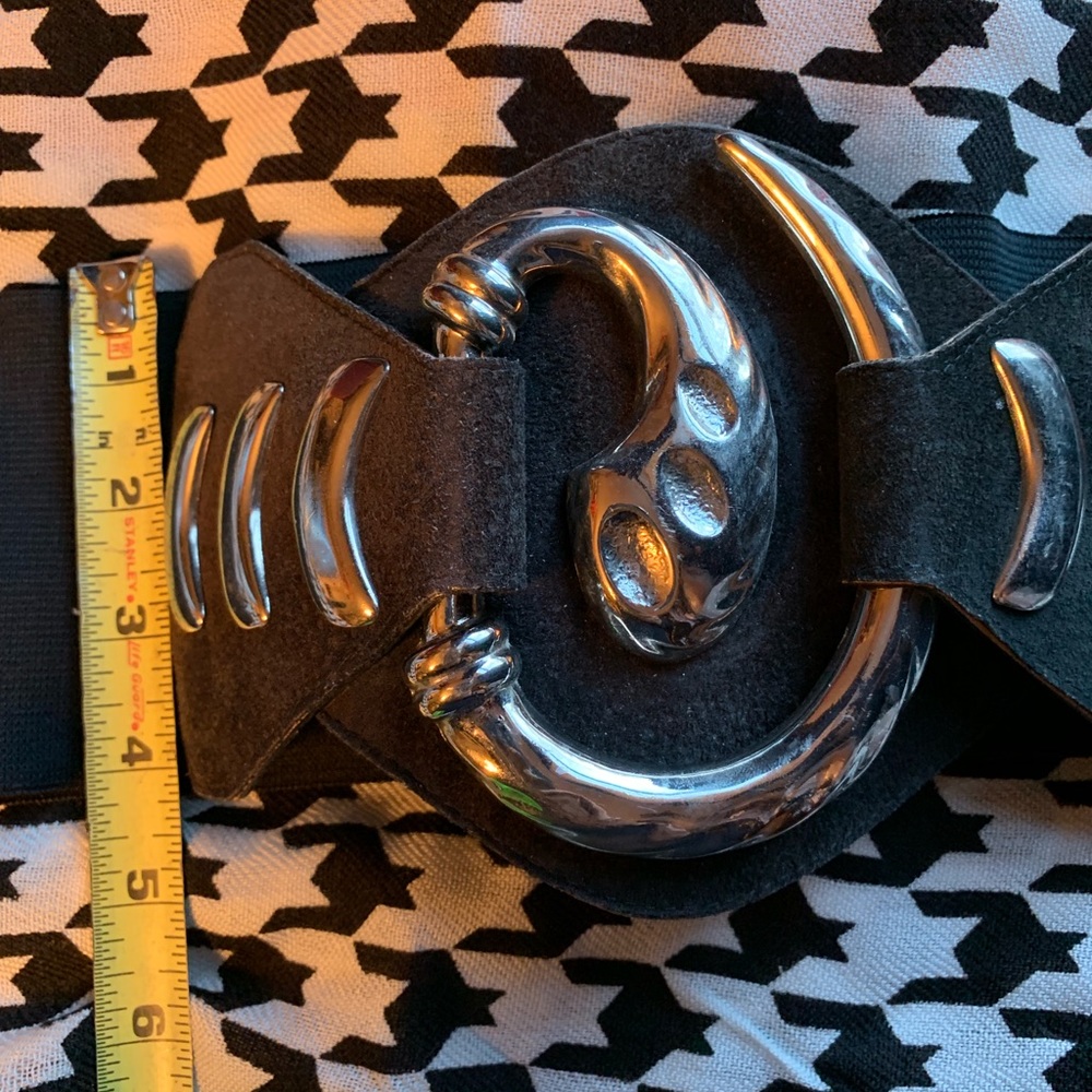 Black Stretch & Silver Belt